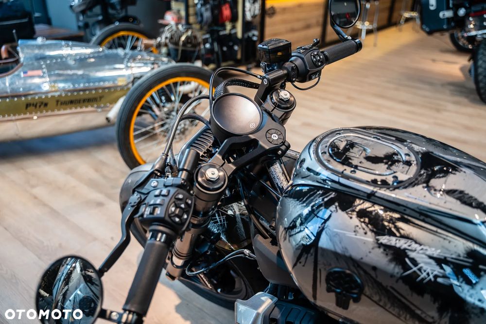 Harley-Davidson Sportster - 13