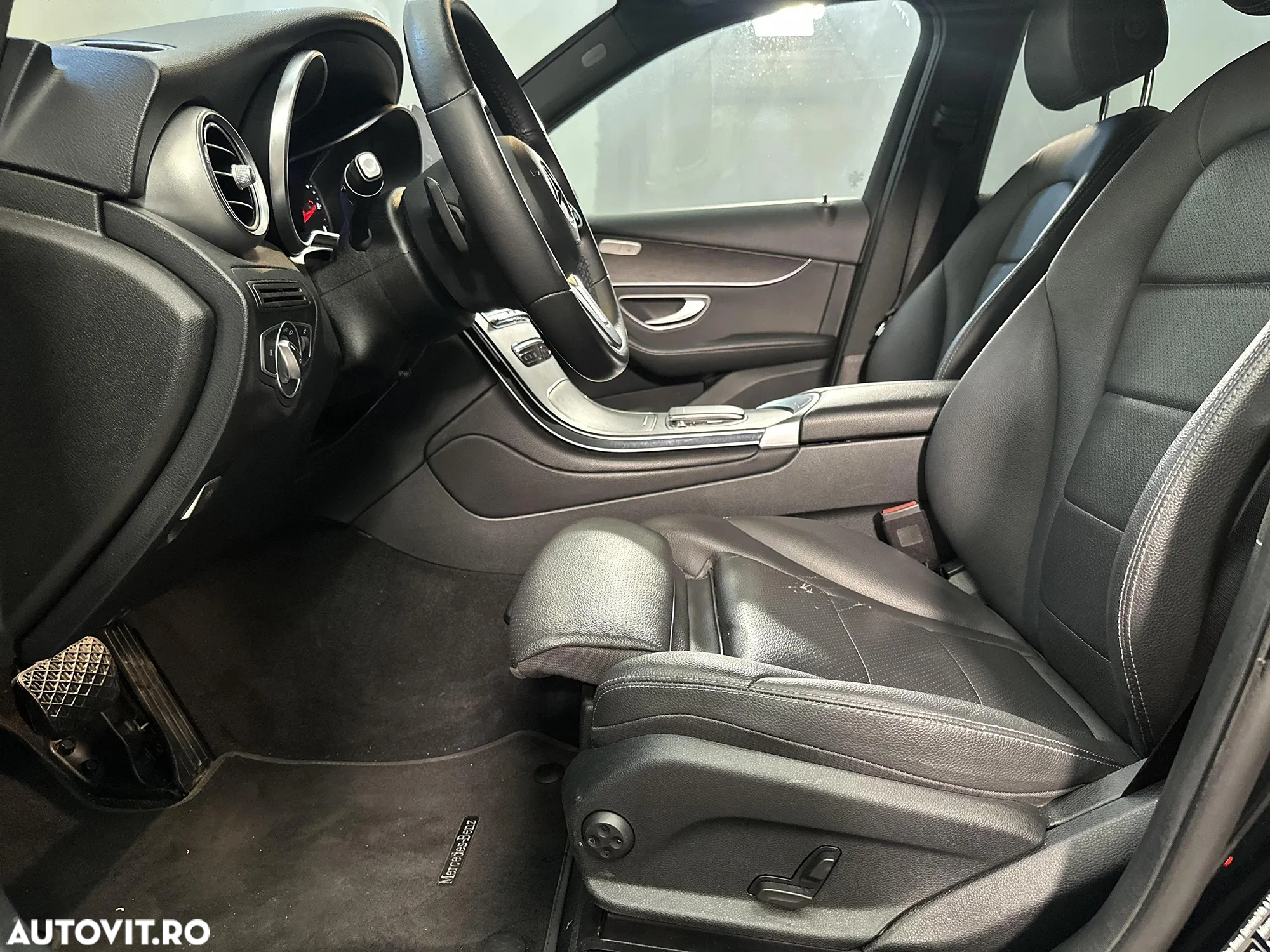 Mercedes-Benz GLC 300 de 4MATIC - 25