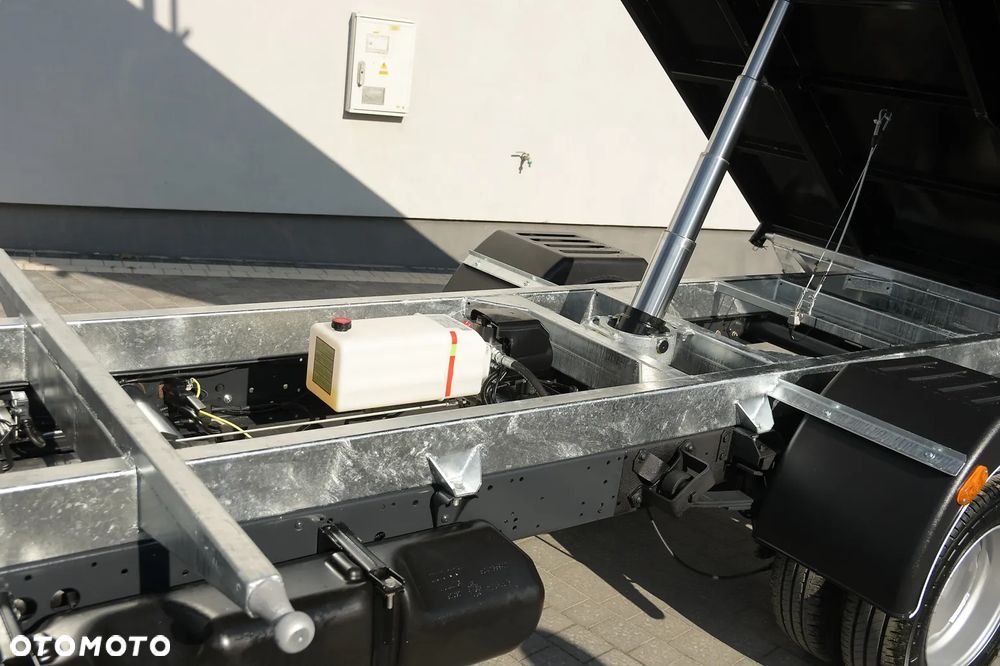 Iveco DAILY 35-180  * WYWROTKA 3- STRONNA * BLOKADA MOSTU * HiMATIC *  SUPER STAN! - 30