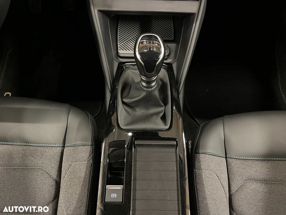 Citroën C4 BlueHDi 110 Stop&Start SHINE - 32