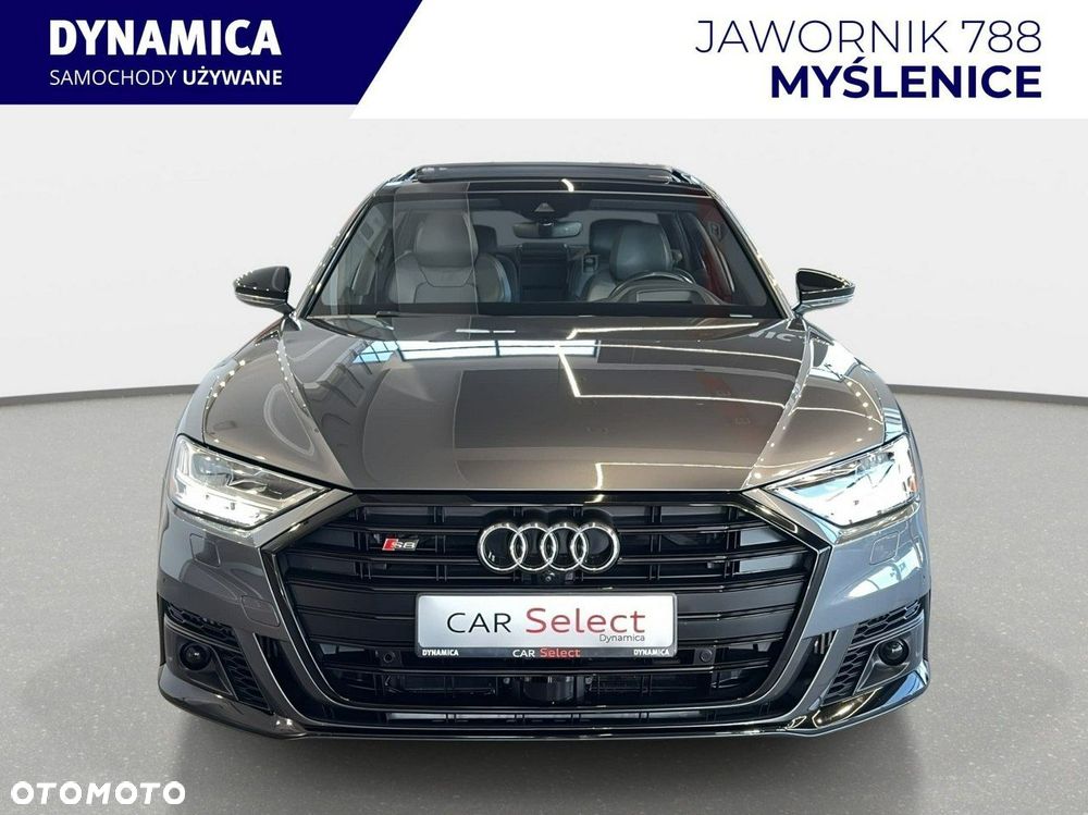 Audi S8 - 4