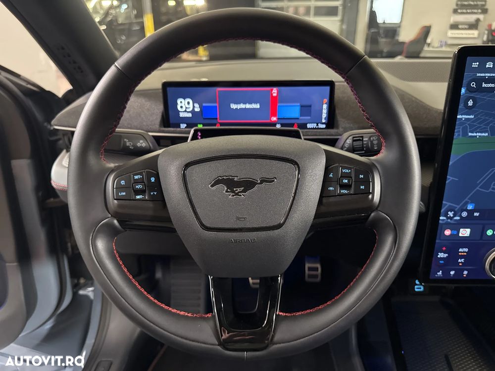 FORD Mustang Mach-E 2024 — imagine 16
