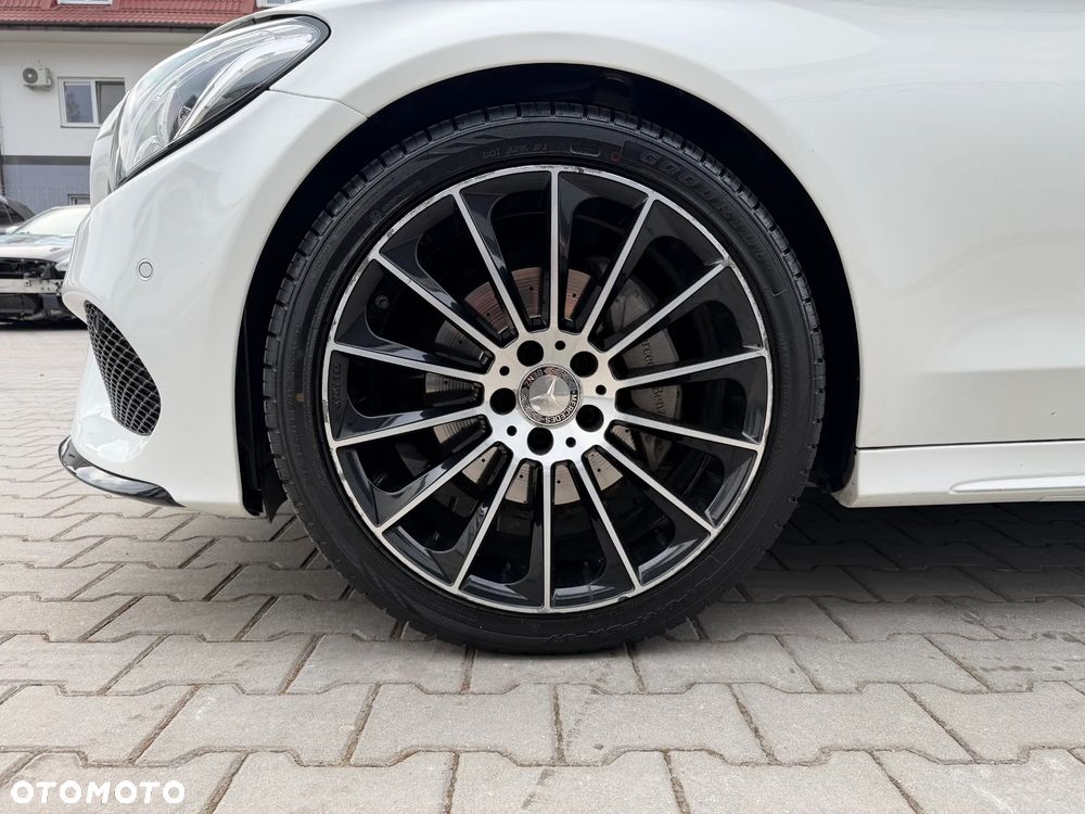 Mercedes-Benz Klasa C 220 d 4Matic 9G-TRONIC AMG Line - 15