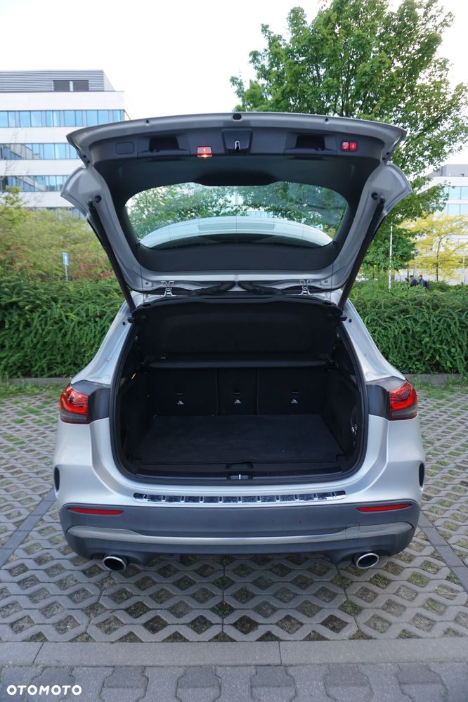 Mercedes-Benz GLA AMG 35 4Matic AMG Speedshift DCT 8G - 12