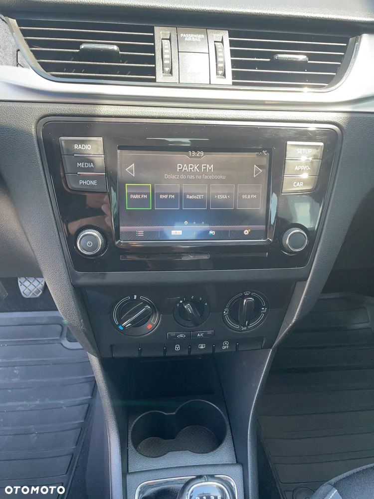 Skoda RAPID 1.0 TSI Ambition - 10