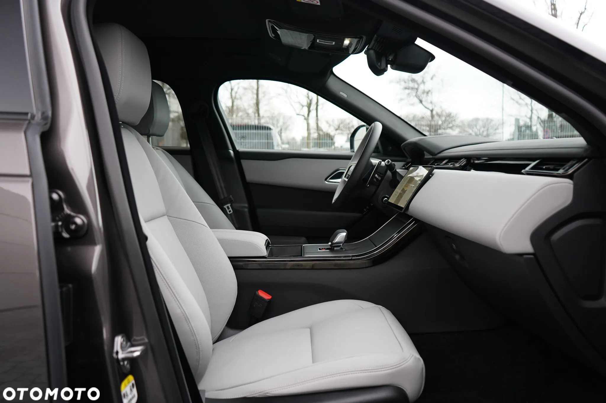 Land Rover Range Rover Velar D200 Dynamic SE - 12