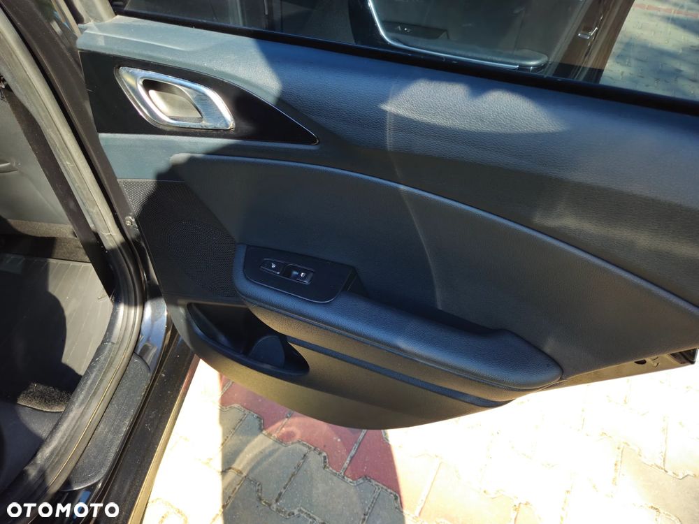 Kia Ceed 1.6 CRDi GT Line - 17