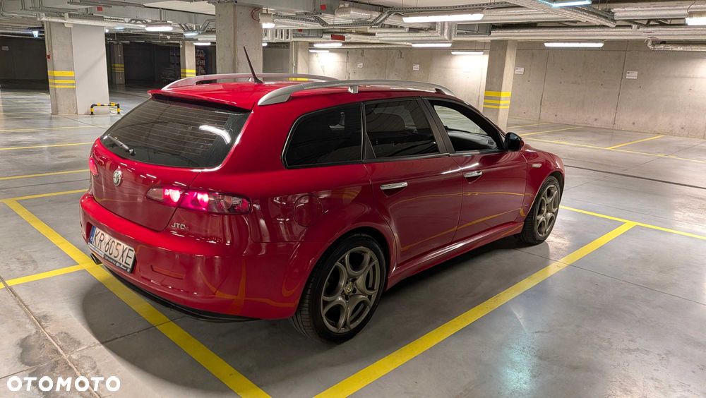 Alfa Romeo 159 2011 photo 5