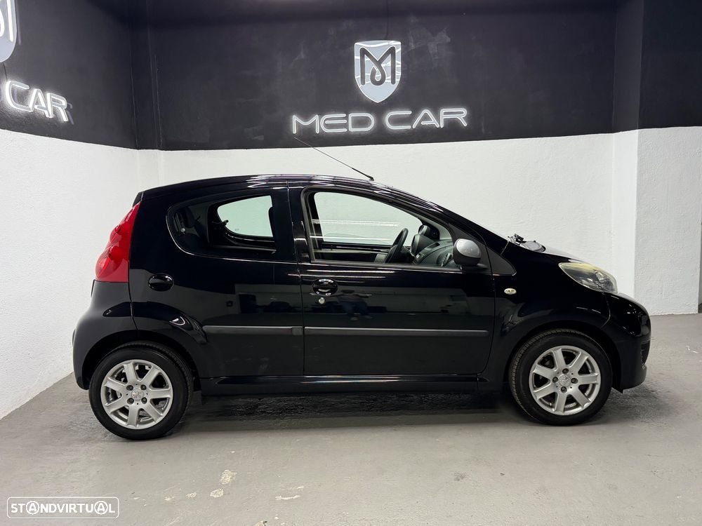 Peugeot 107 1.0 Urban Style - 11