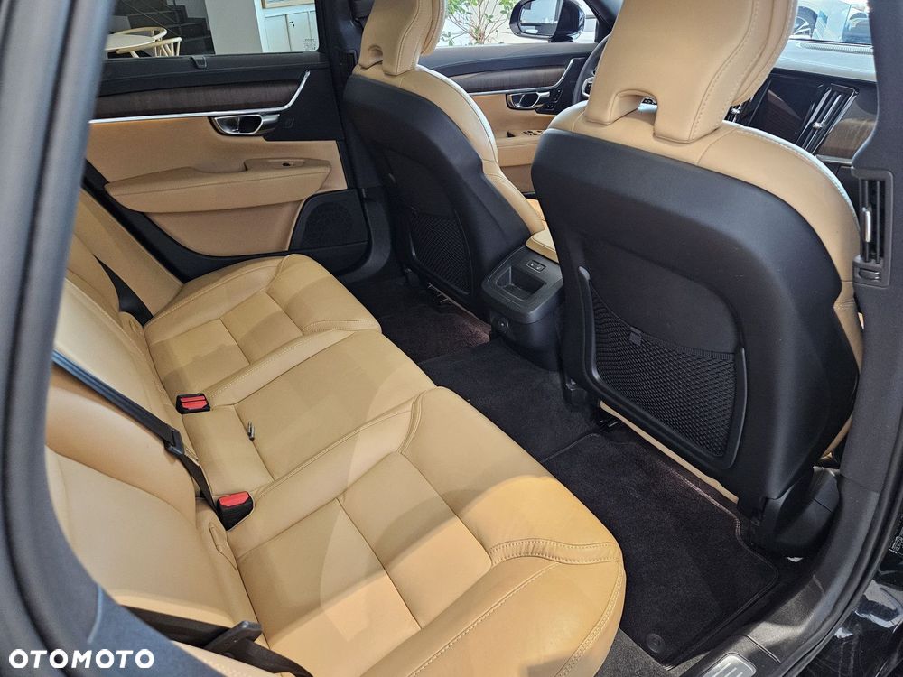 Volvo V90 - 33