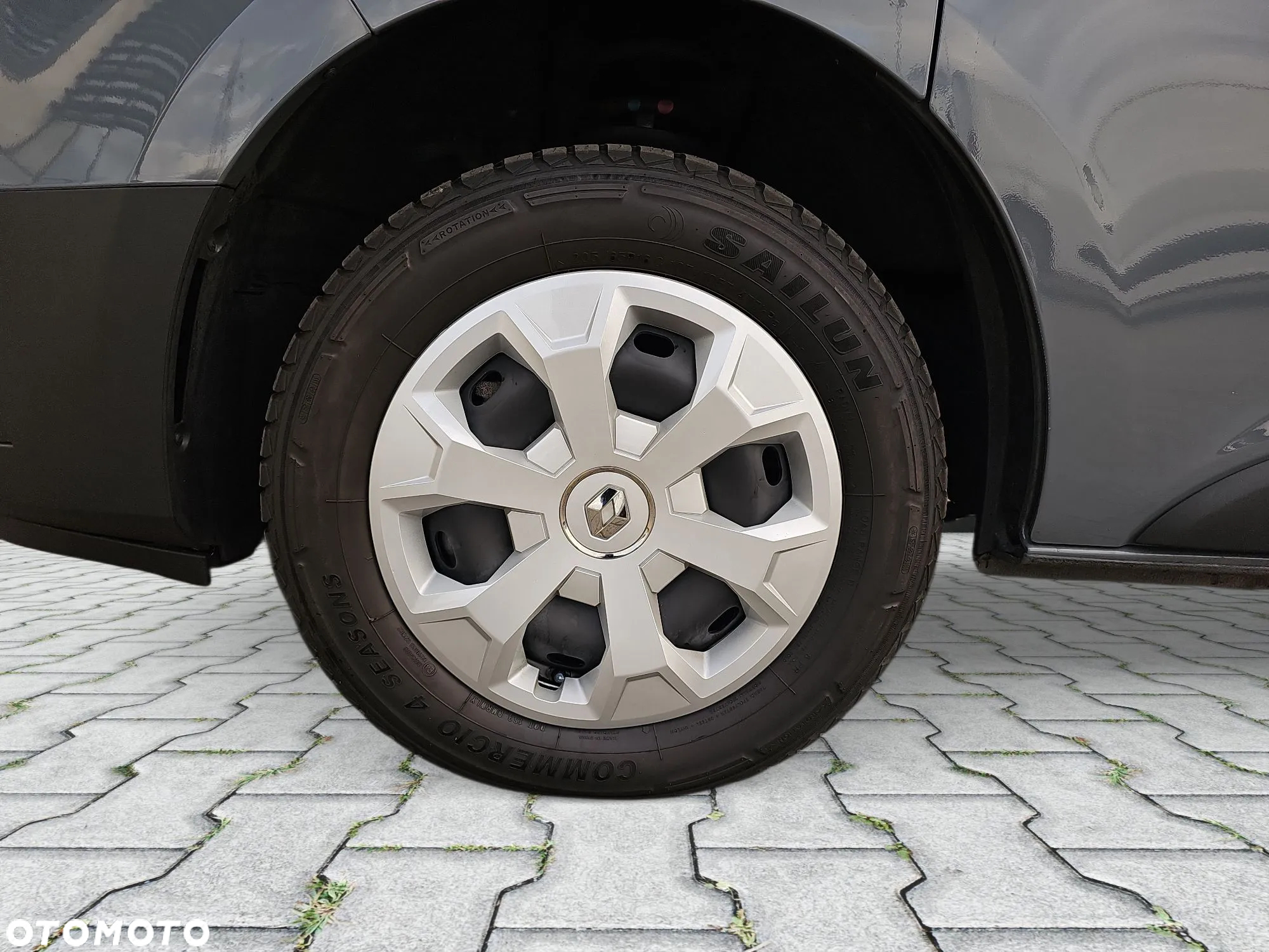 Renault Trafic Grand SpaceClass 2.0 dCi - 9
