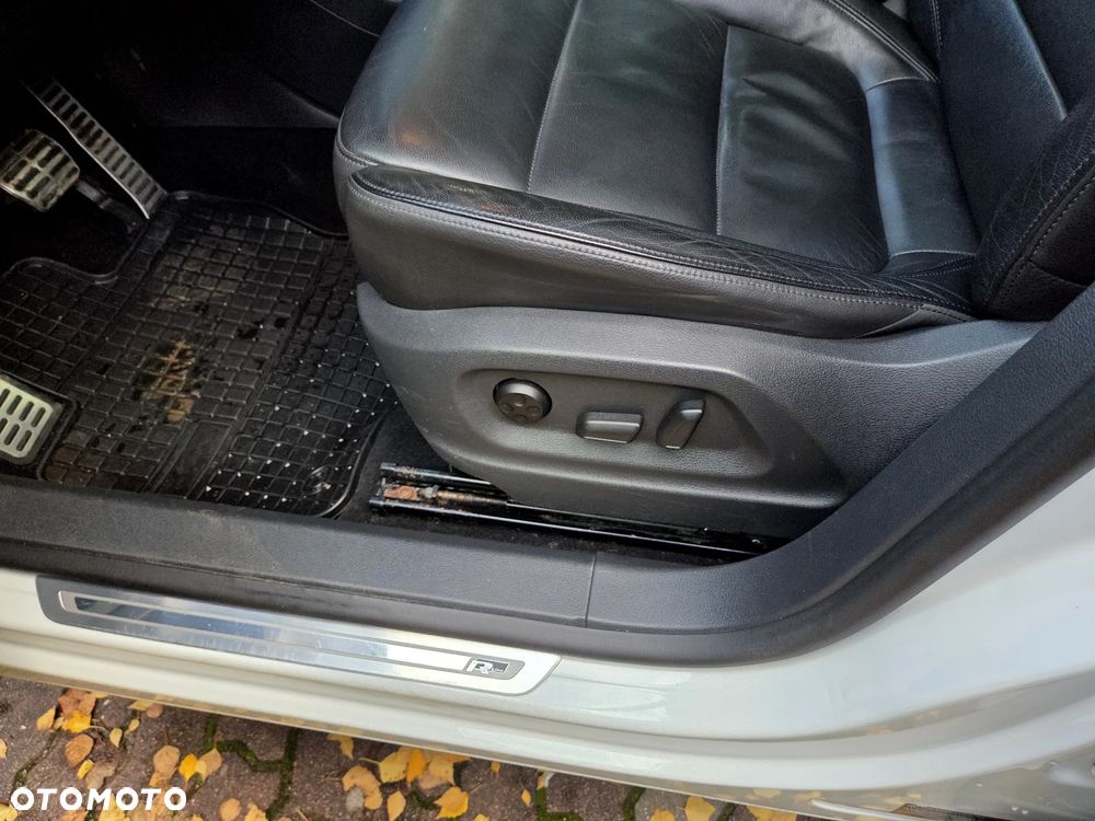 Volkswagen Tiguan 2.0 TDI 4Mot R-Style DSG - 22