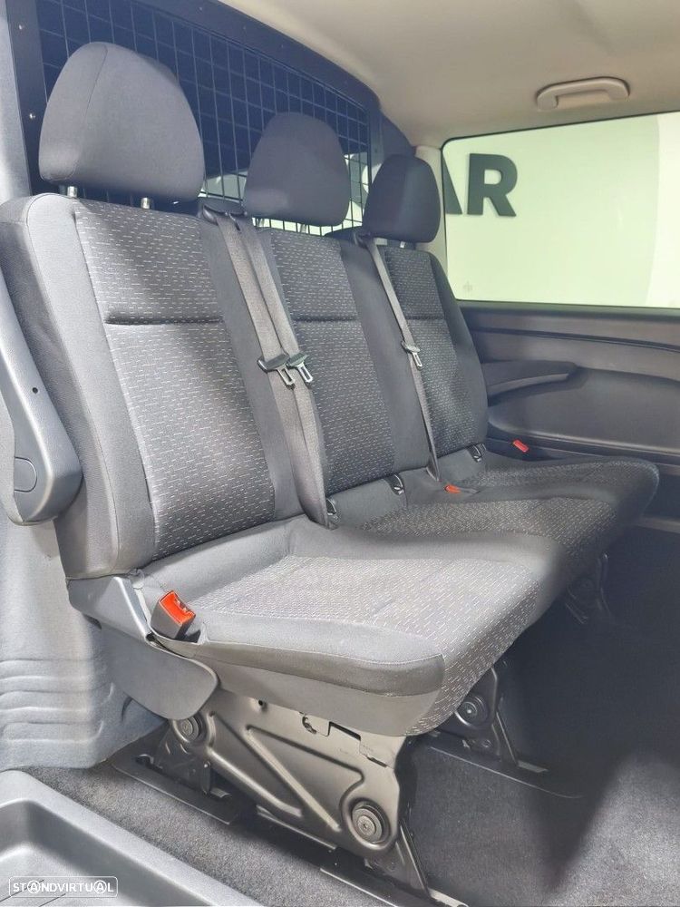 Mercedes-Benz Vito 114CDI AUTO 6LUGARES - 11
