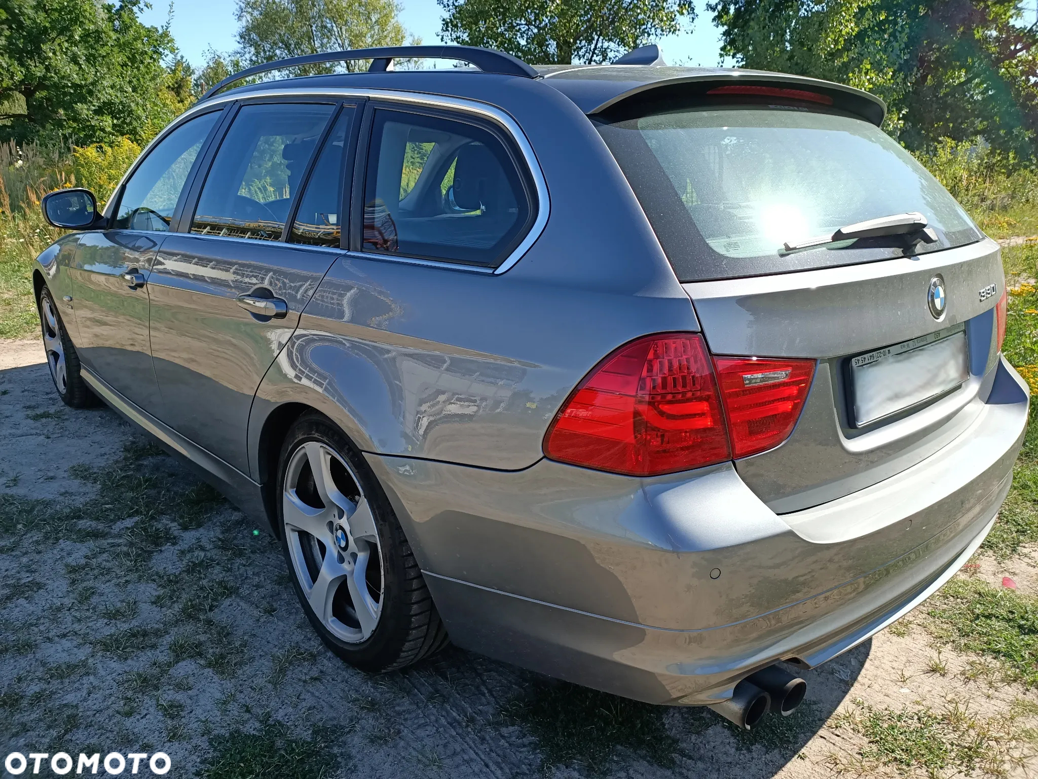 BMW Seria 3 330i xDrive Touring - 6