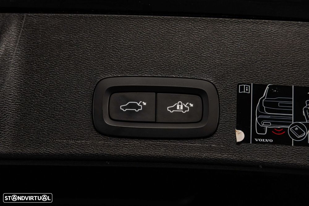 Volvo XC 40 1.5 T4 PHEV Inscription Expression - 33