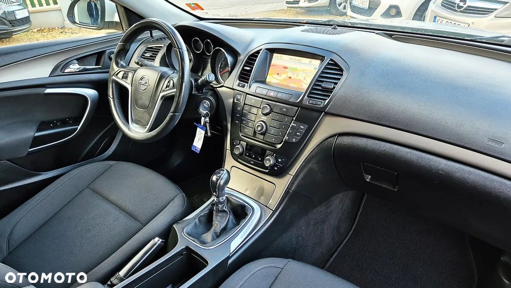 Opel Insignia 1.4 T Cosmo S&S - 34