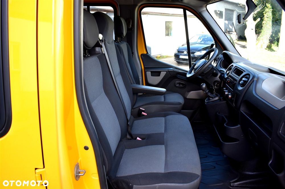 Renault MASTER doka brygadówka 7 miejsc - 24