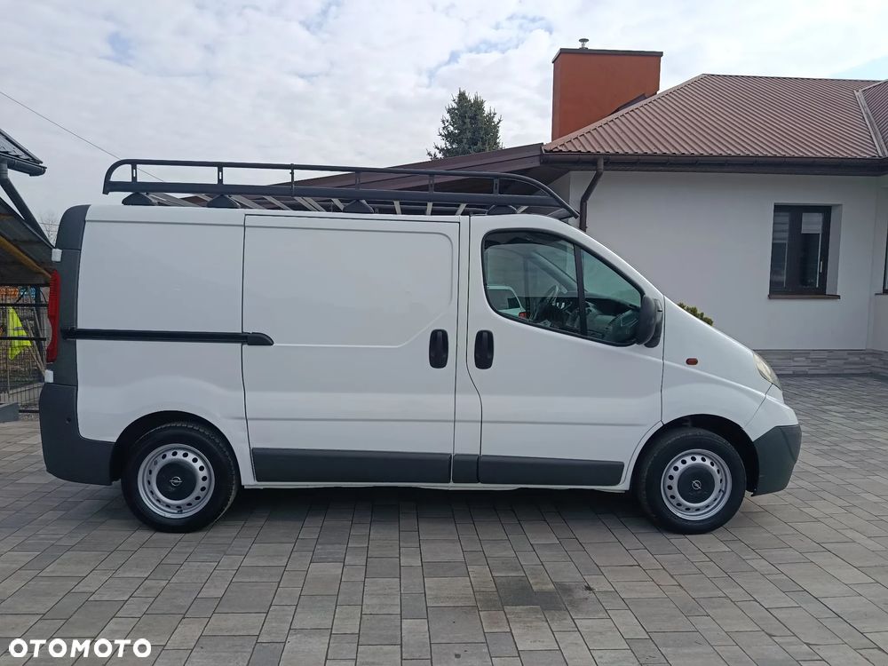 Opel Vivaro 2.0 CDTI 115KM - 11
