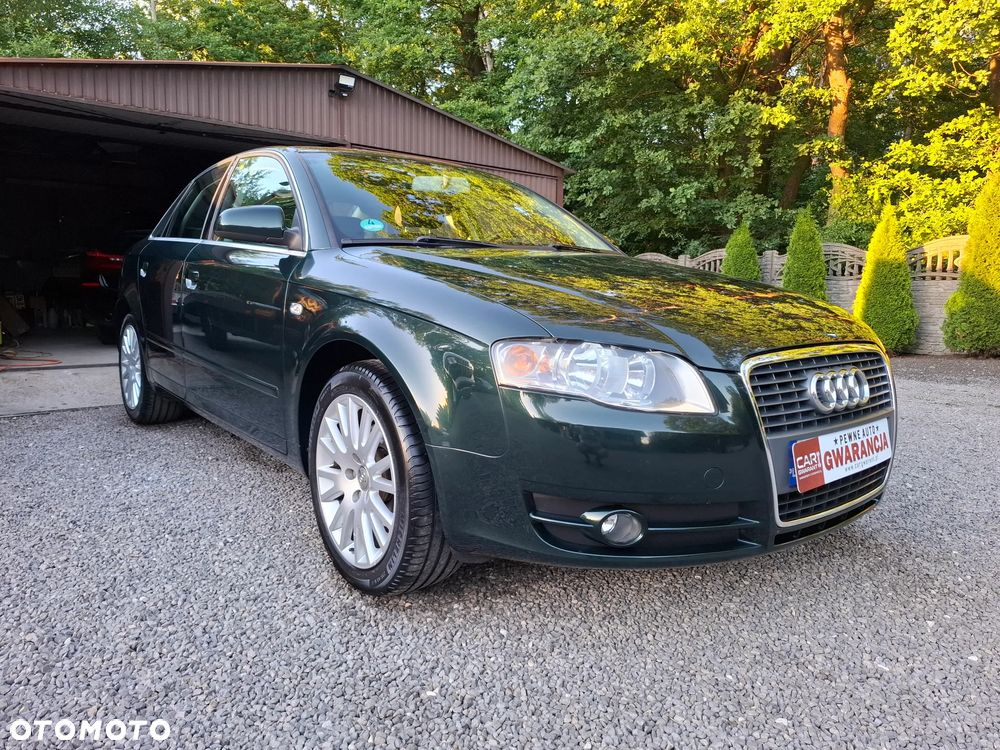 Audi A4 Limousine - 4