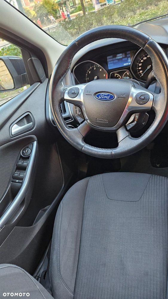 Ford Focus - 11