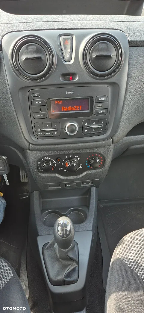 Dacia Dokker - 8