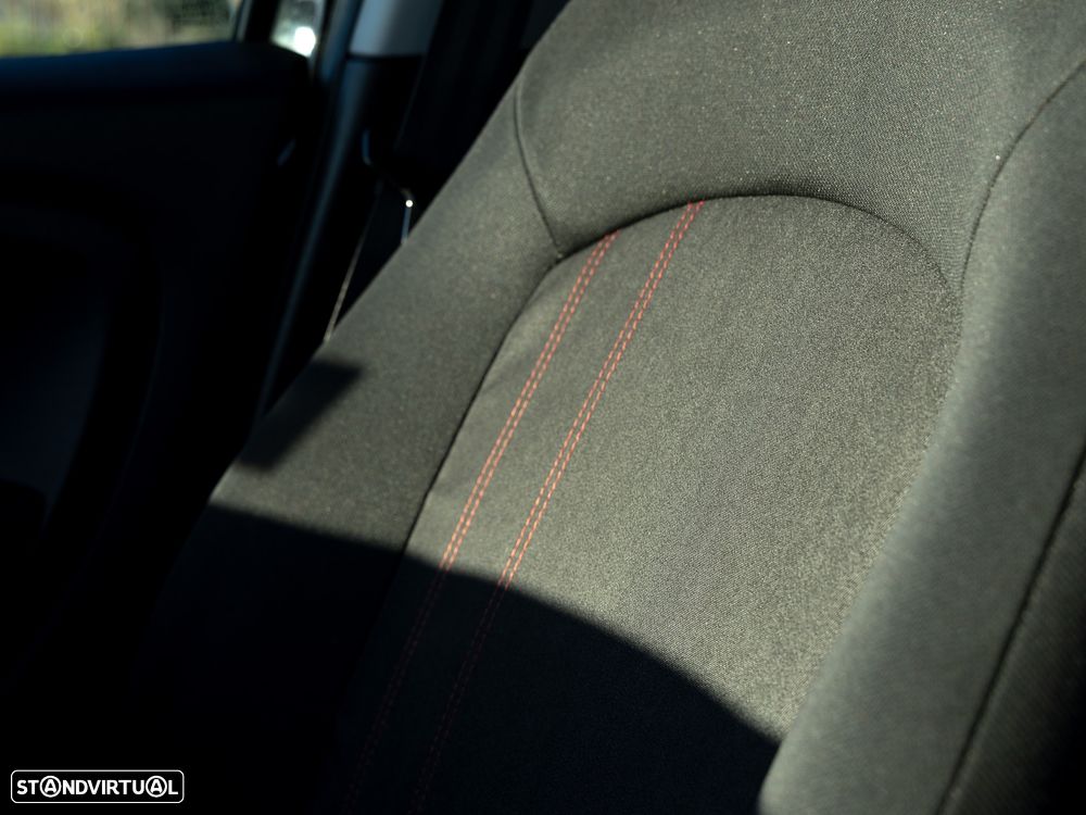 Fiat Punto 1.2 Lounge S&S - 11