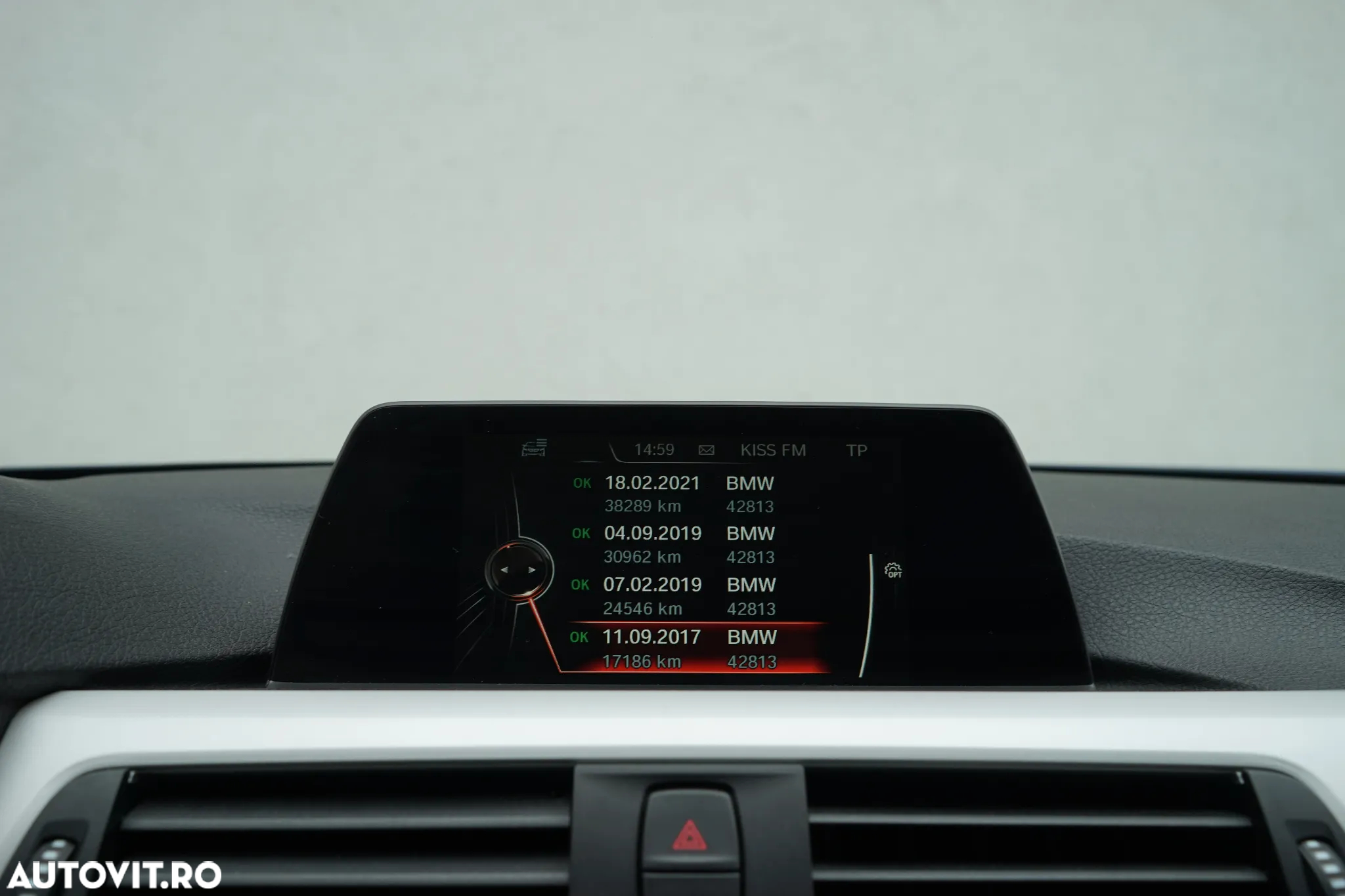 BMW Seria 3 - 18
