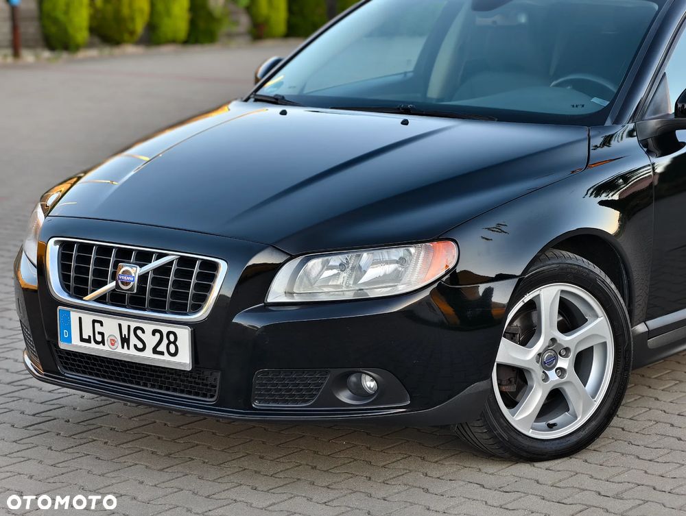 Volvo V70 2.0D Momentum - 27