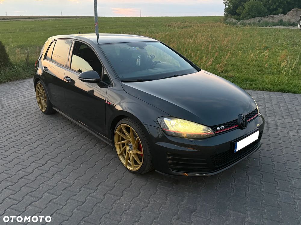 Volkswagen Golf 2.0 TSI BMT GTI - 12