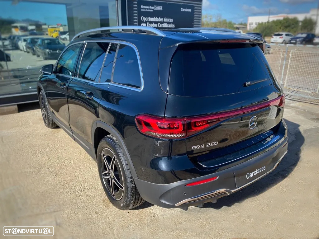 Mercedes-Benz EQB 250 AMG Line - 4