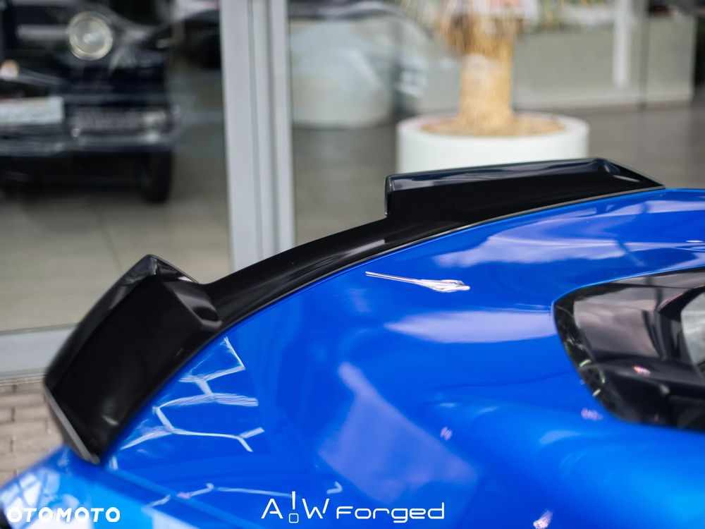 Chevrolet Corvette - 17