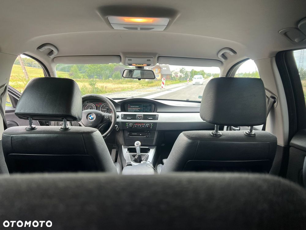 BMW Seria 3 320d - 11