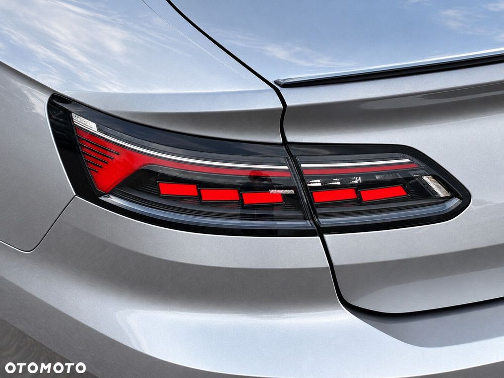 Volkswagen Arteon 2.0 TDI 4Motion R-Line DSG - 12