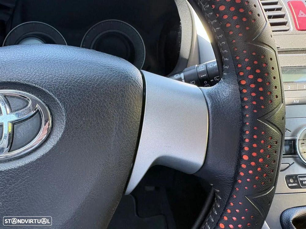Toyota Auris 1.4 D-4D Sol - 39