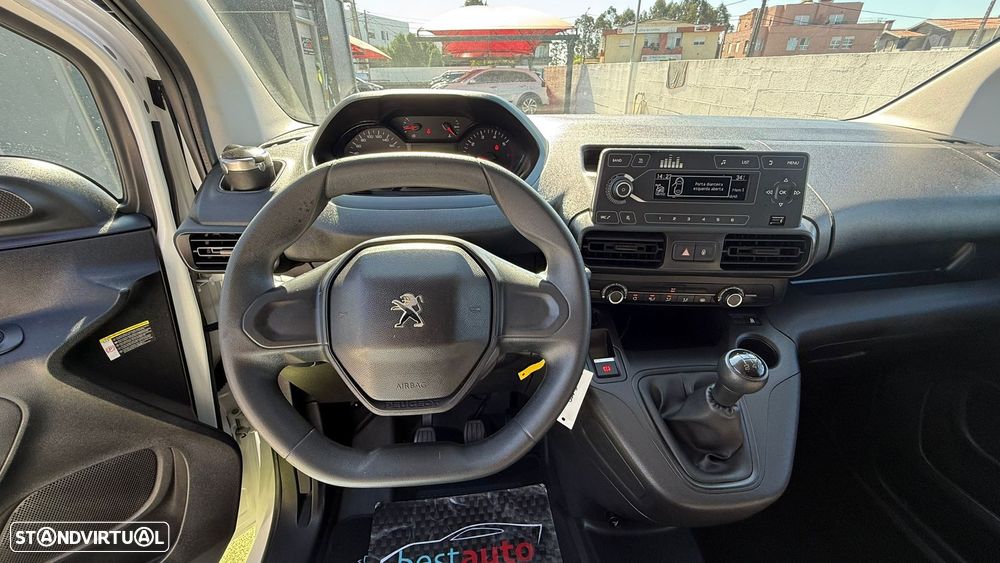 Peugeot Partner 1.6 BlueHDi L1 Premium 3L - 23