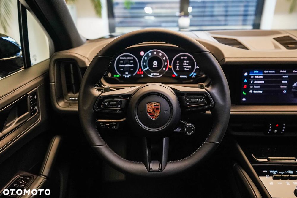 Porsche Cayenne Standard - 16