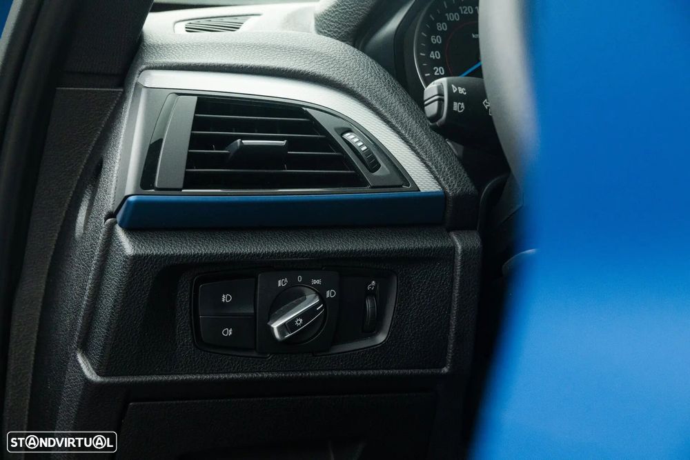 BMW 120 d Pack M - 18