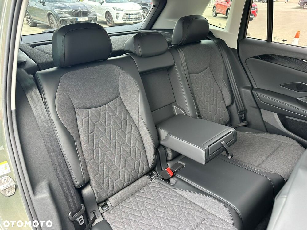 Volkswagen Tiguan - 17