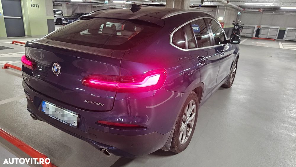 BMW X4 xDrive30i Aut. Advantage - 3