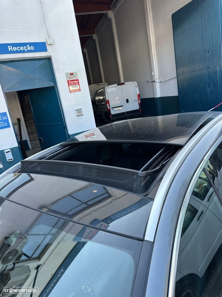 Mercedes-Benz E 220 d AMG Line - 18