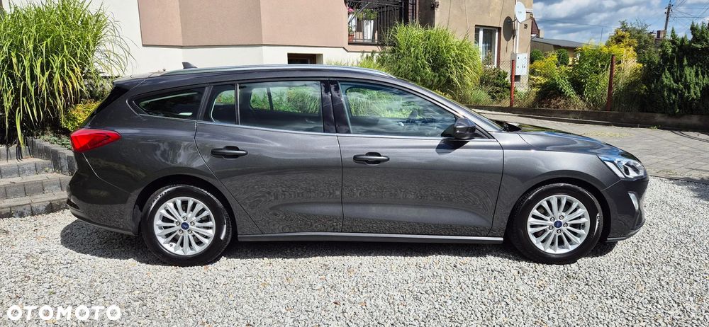 Ford Focus 2.0 EcoBlue Titanium - 26