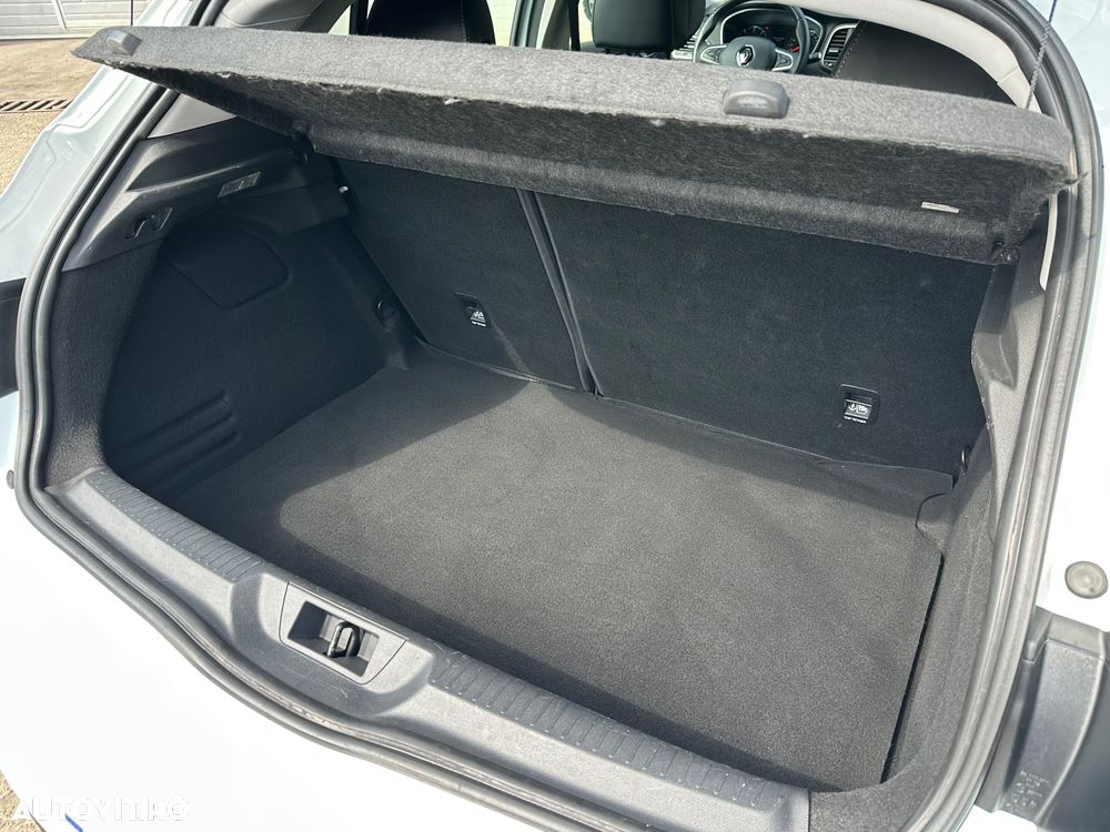 Renault Megane BLUE dCi 115 INTENS - 16