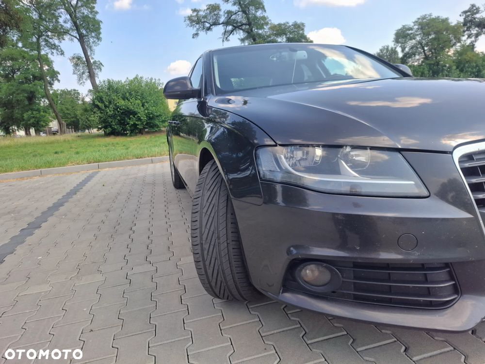 Audi A4 Limousine 2.0 TDI - 13