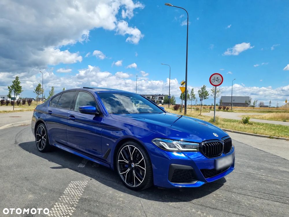 BMW Seria 5 540d xDrive mHEV M Sport sport - 3
