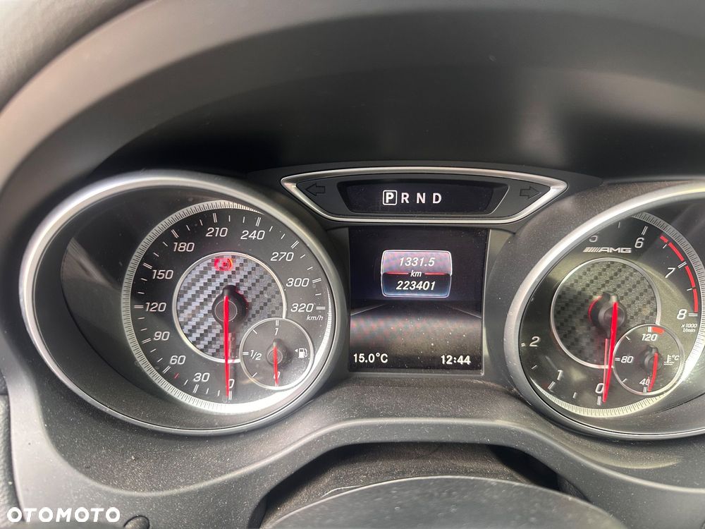 Mercedes-Benz GLA AMG 45 4-Matic - 17