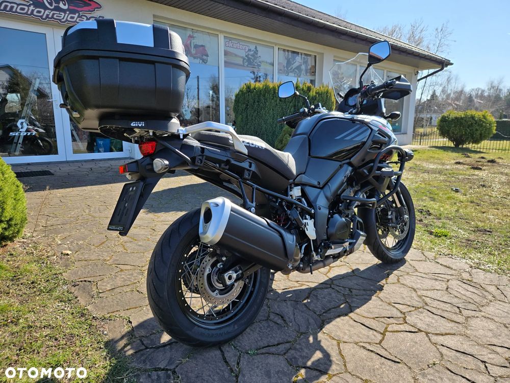 Suzuki V-STROM - 3