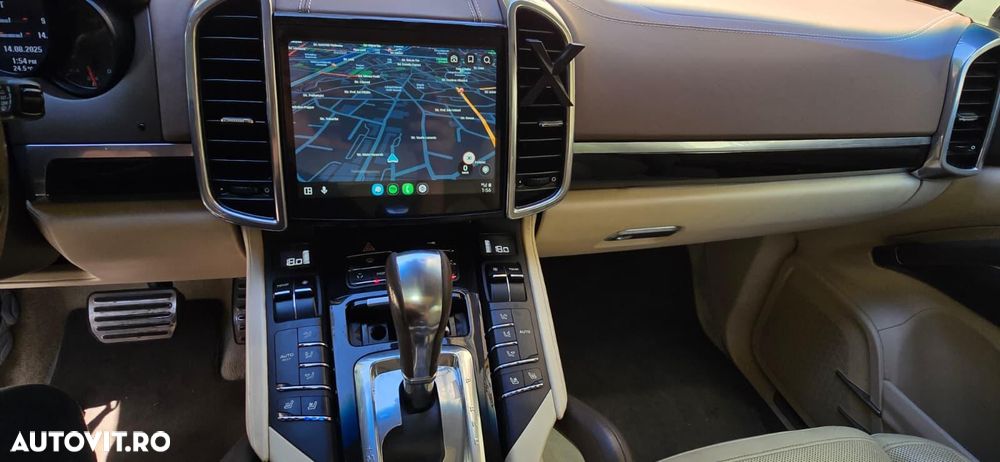 Porsche Cayenne - 13