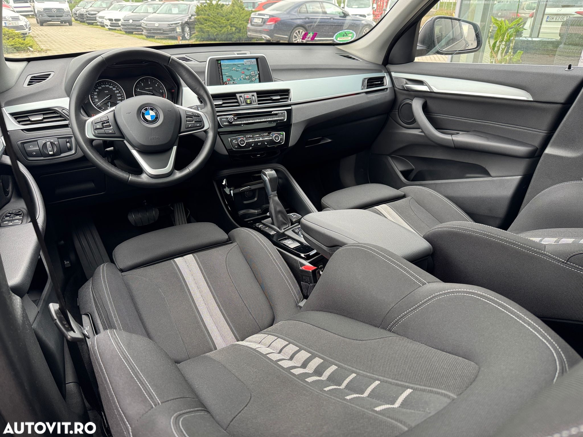 BMW X1 xDrive18d Aut. Sport Line - 7