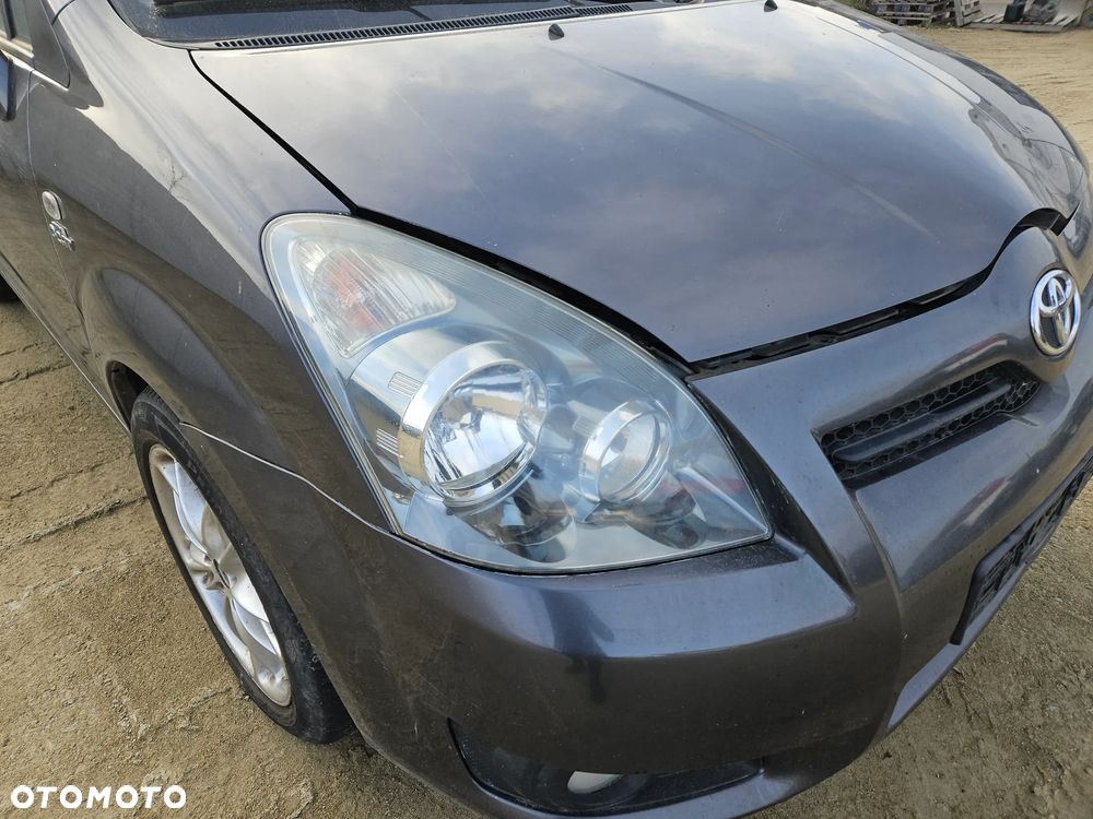 Lampa lewa prawa przednia Toyota Corolla Verso II 2008r Europa - 1