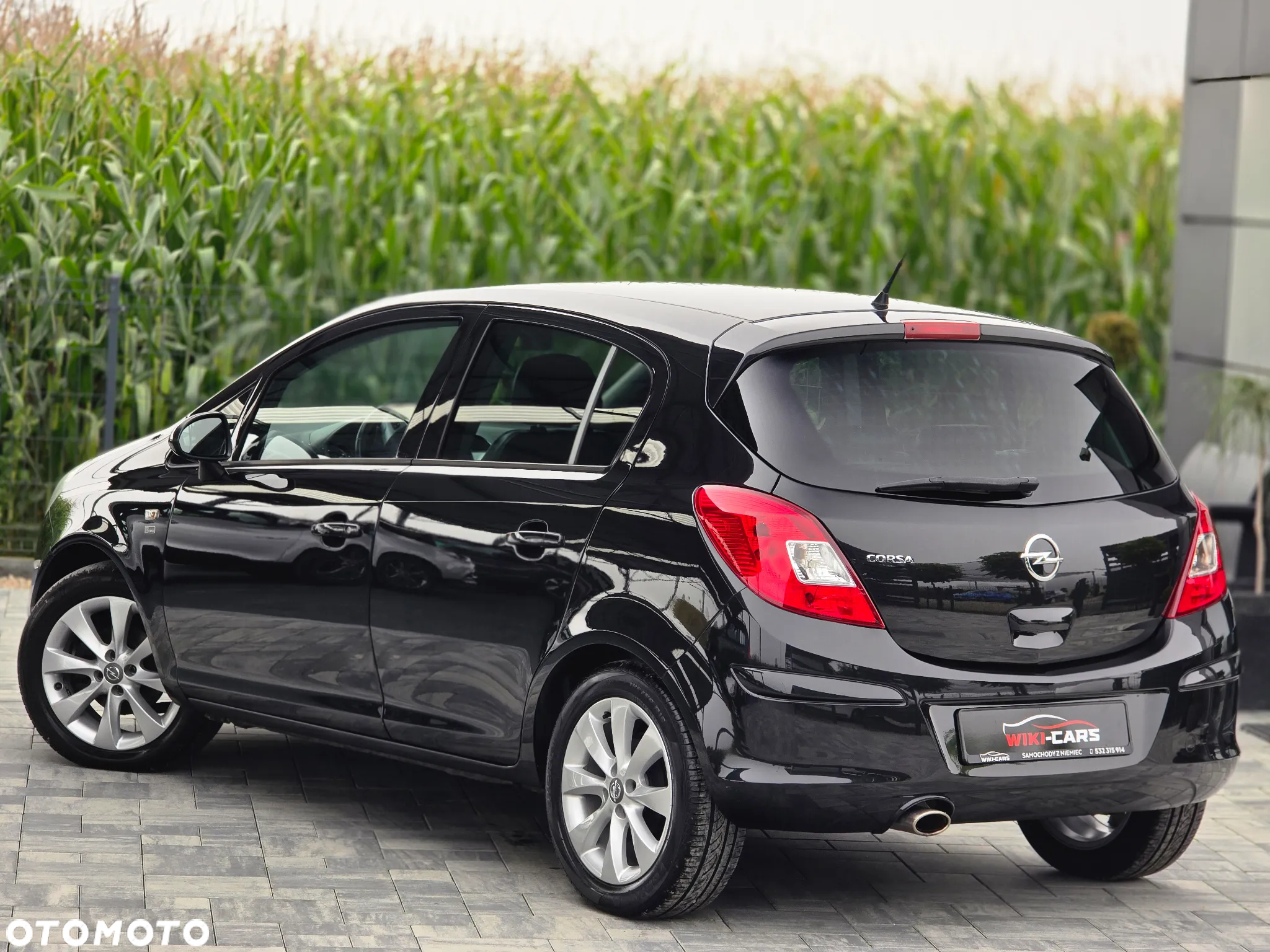 Opel Corsa 1.4 16V 150 Jahre - 12